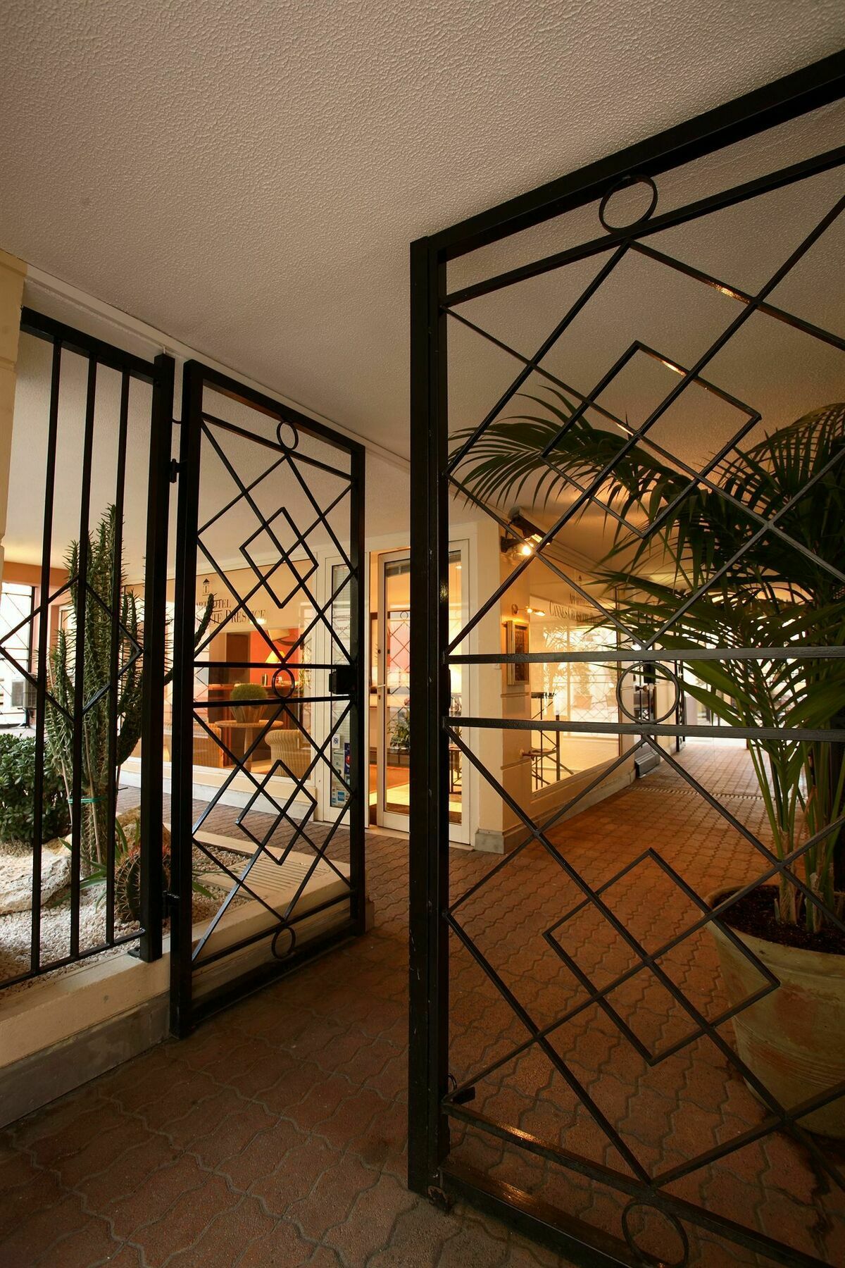 Cannes Croisette Prestige Apart'Hotel Exterior photo